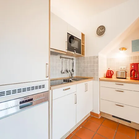 Rugana - Komfortplus Mit 1 Schlafzimmern Und Terrasse A21